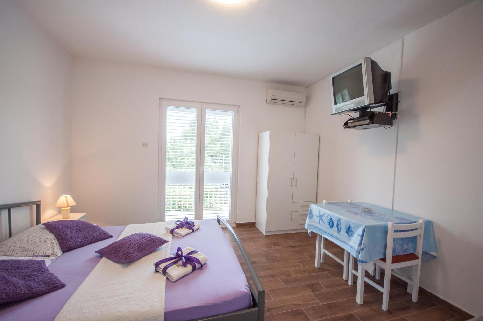 Apartments Srijemsi Mlini Zimmer foto